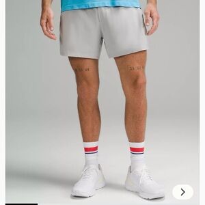 lululemon athletica Pace Breaker Linerless Short 5”